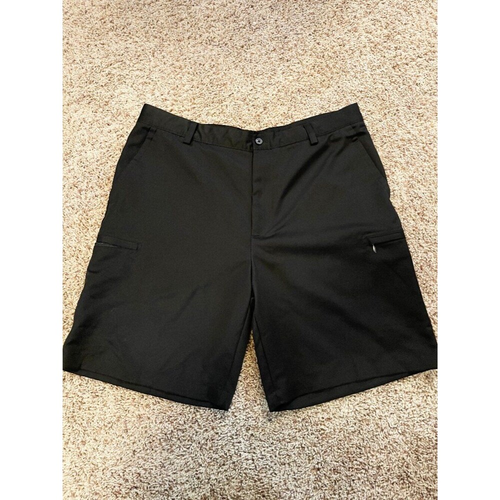 IZOD Golf Men's Black Performance Golf Shorts Size 38 Lightweight Stretch